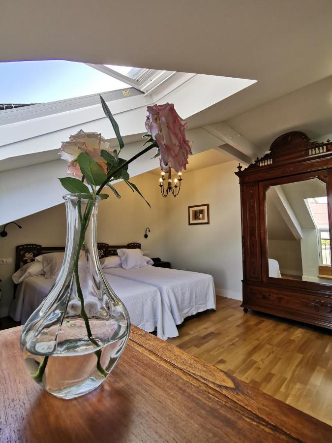 Hotel Casa Da Galbana Friol Ruang foto